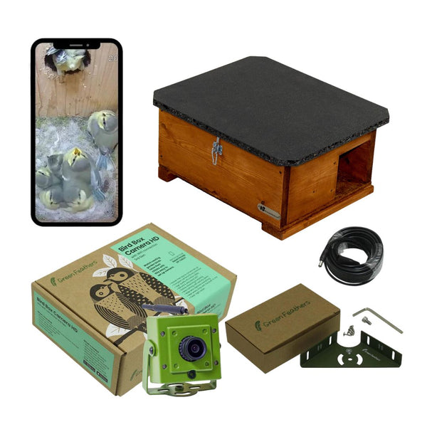 Riverside Woodcraft Classic Hedgehog House c/w Camera Bundle