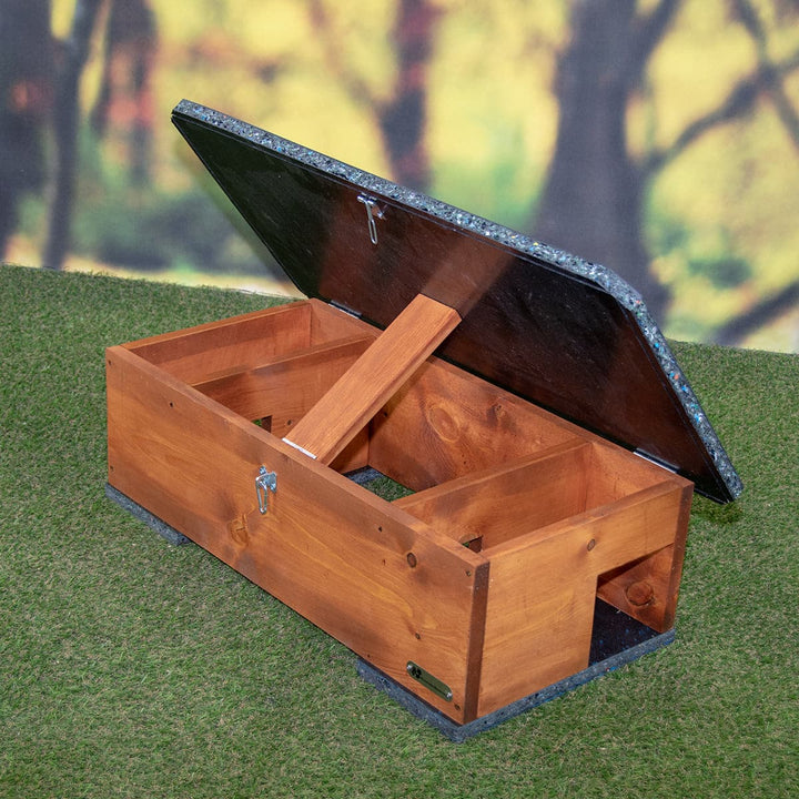 Riverside Woodcraft Eco Hedgehog Feeding Station