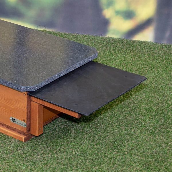 Hedgehog House feeder attachment