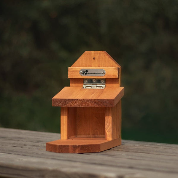 Riverside Woodcraft Squirrel Feeder