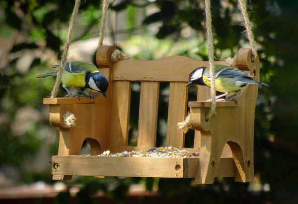 Wildlife World Swing Seat Bird Feeder